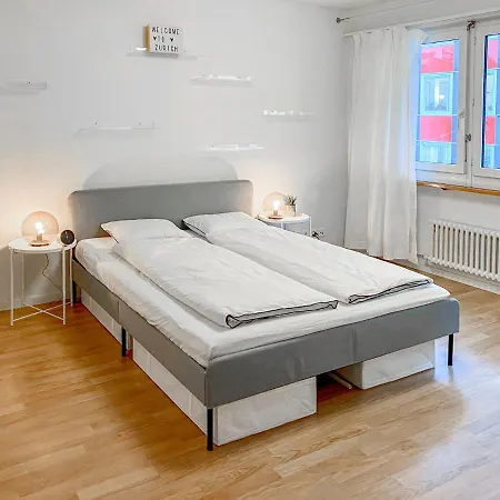 Studio In The Heart Of *